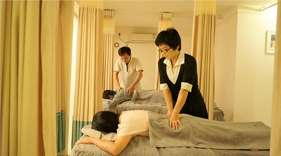 巧手匠-按摩现场