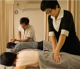 日式含胸驼背矫正